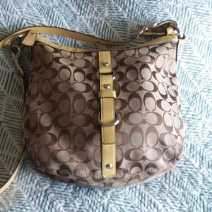 ❗price drop ❗ 💛Coach Chelsea Cross-body